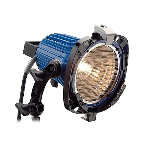 Комплект осветителей ARRI ARRILITE 750 Plus Lighting Kit Schuko (L0.36700.0)