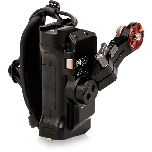 Улучшенная правосторонняя ручка с питанием и кнопкой запуска/остановки Type V Tilta TA-RRH5-57-B (Black)