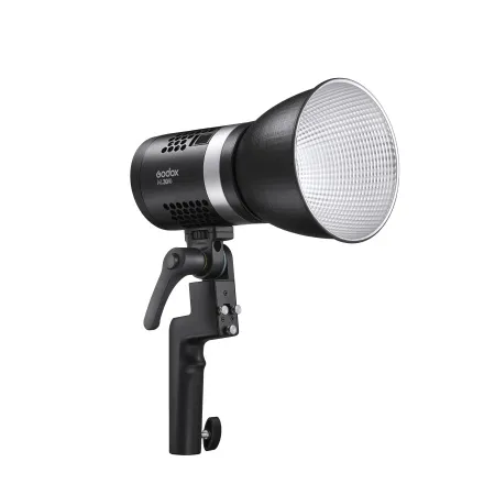 q1qA2w7vdR.jpg