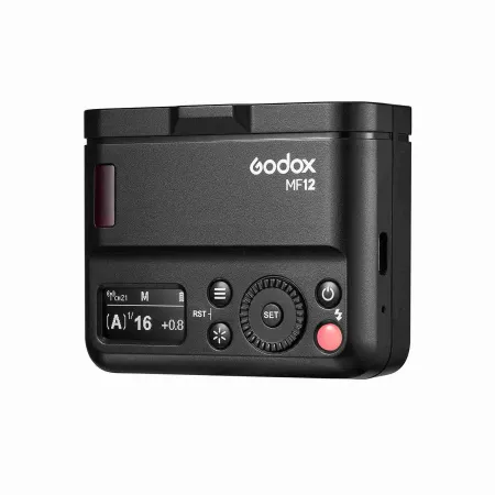 e7IoX8L9jo.jpg