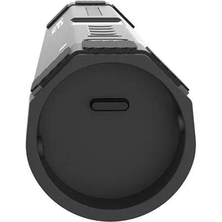 kj3a15ZA6x.jpg