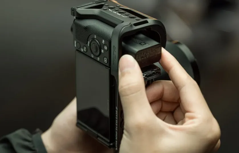 L-площадка Tilta TA-T56-LMP-B для Sony ZV-E10 Чёрная