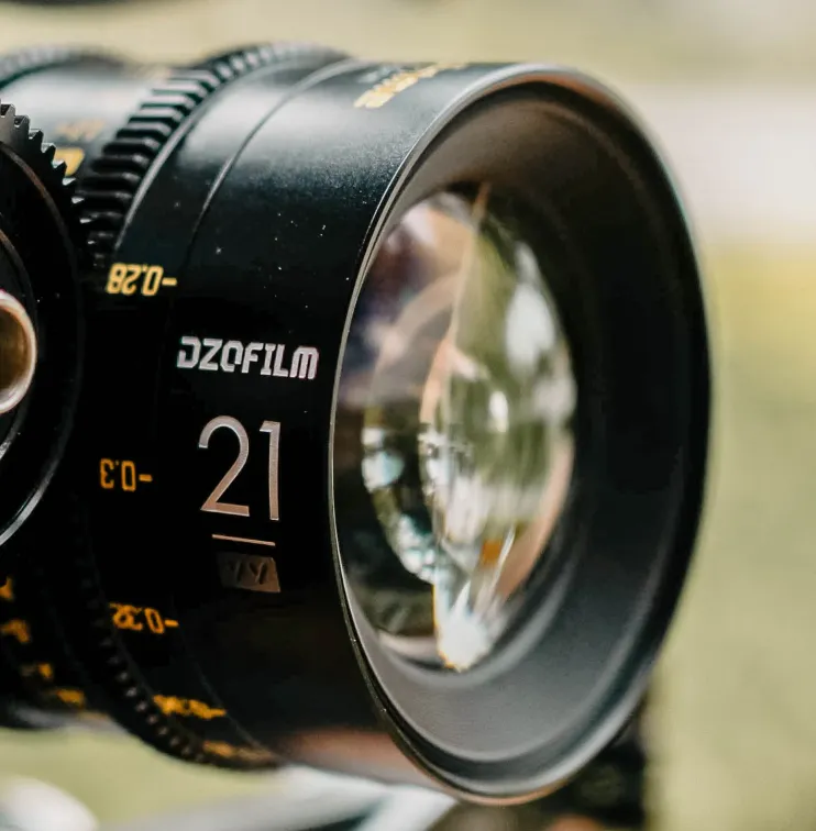 Объектив DZOFilm VESPID Prime 75 мм T2.1 (PL & EF)