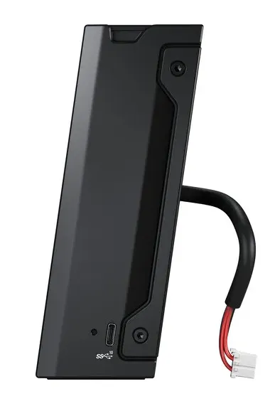 Вид сбоку внешнего рекордера Blackmagic URSA Mini Recorder