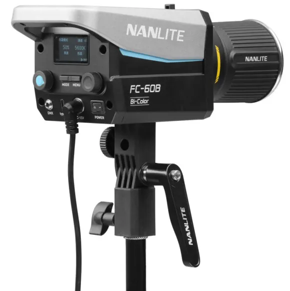 Вид сзади осветителя Nanlite FC-60B