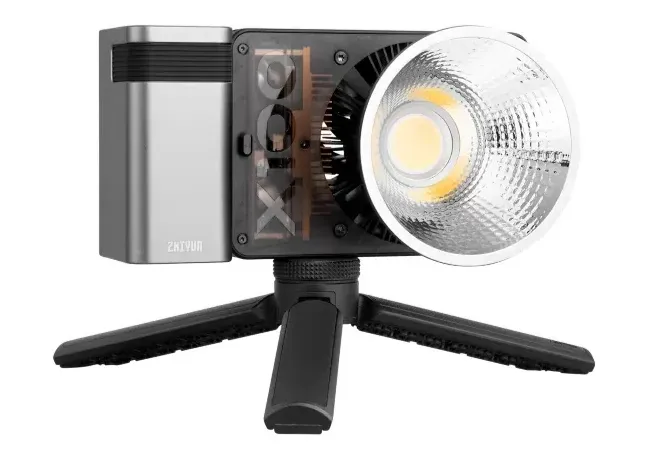 Осветитель Zhiyun MOLUS X100 Pro