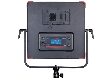 dD7744aIOb.jpg