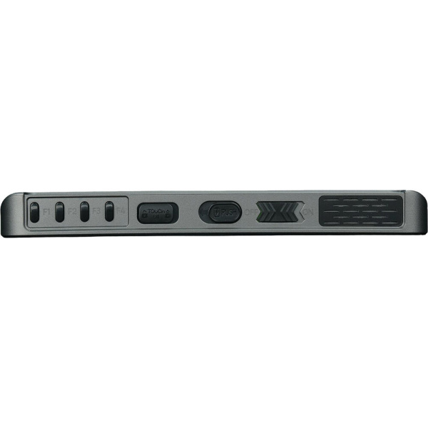 s7Kj65e8MW.jpg