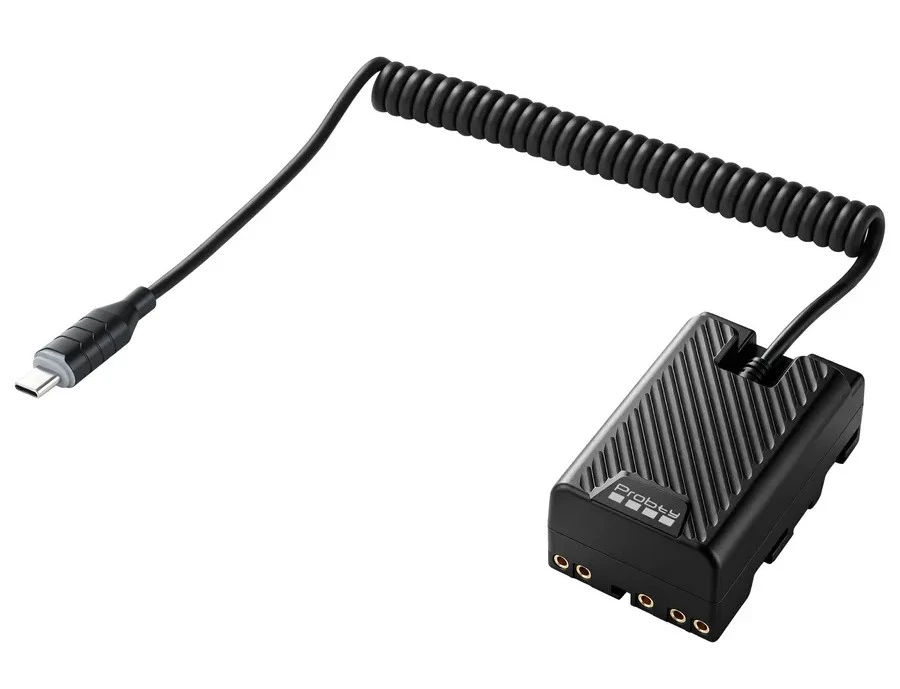 Крупный план аАдаптера питания Probty BP-U30 PD 45W