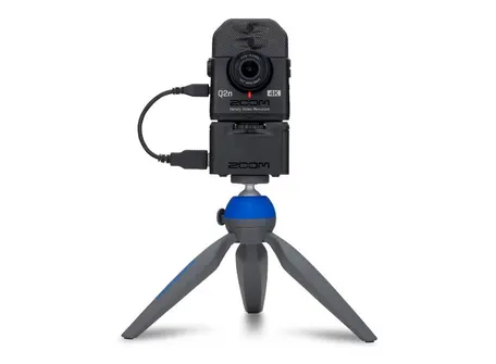 Применение батарейного блока Zoom BCQ-2n для Q2n/Q2n-4K Handy