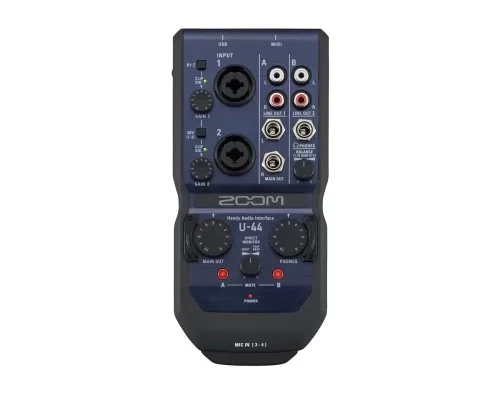 Крупный план внешней звуковой аудиокарты Zoom U-44