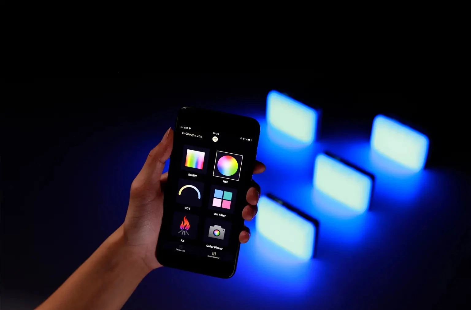 Управление с телефона комплекта осветителей Godox C5R-K8 Knowled RGB Creative LED 8-Light Kit